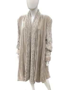 NWT Genesis BySunny Chayes Coat Womens 1Size Textured Velvet Lined Oatmeal Color